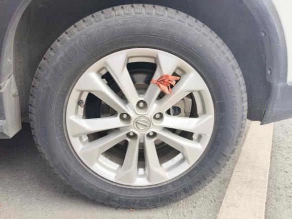 [成都·川A] 二手日产奇骏2014款 2.0L CVT舒适版 2WD