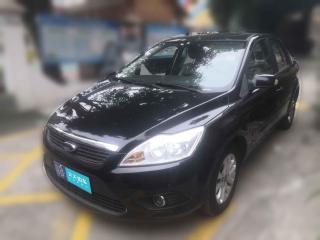 福特福克斯2011款三厢1.8L自动时尚型