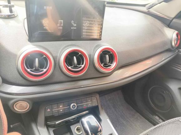 [青岛·鲁U] 二手魏牌魏牌 VV52017款 2.0T 超豪型