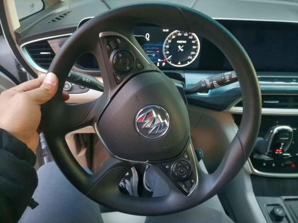 [上海·沪F] 二手别克别克GL82020款 ES陆尊 653T 舒适型