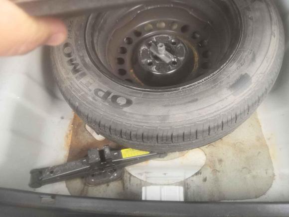 [湖州·浙E] 二手起亚起亚K22011款 三厢 1.6L AT Premium