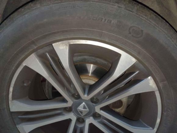 [广州·粤A] 二手宝沃宝沃BX72016款 28T 四驱旗舰版 5座