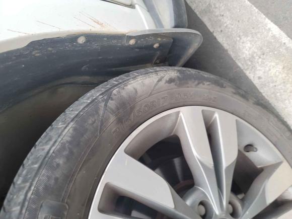 [温州·浙C] 二手奇瑞瑞虎32016款 1.6L 手动智尚版