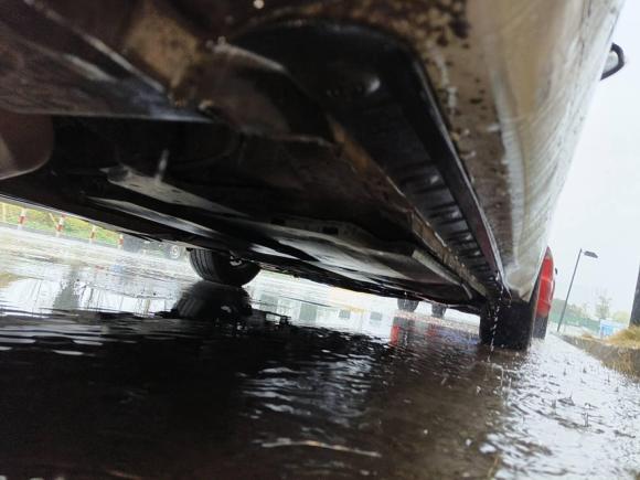 [义乌·浙G] 二手丰田雷凌2016款 双擎 1.8H GS E-CVT精英天窗版