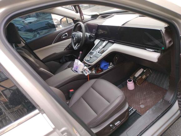 [上海·苏F] 二手哈弗哈弗枭龙MAX2023款 1.5L Hi4 105 四驱智能旗舰版