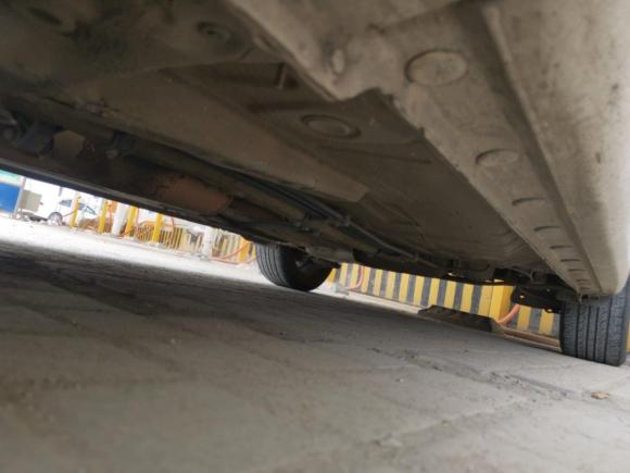 [深圳·粤L] 二手比亚迪速锐2015款 改款 1.5L 手动豪华型