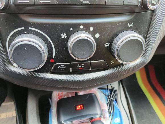 [上海·甘N] 二手五菱汽车五菱宏光2014款 1.5L S标准型