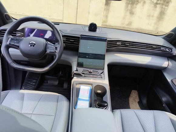 [上海·沪A] 二手蔚来蔚来ES82020款 580KM 签名版 七座版