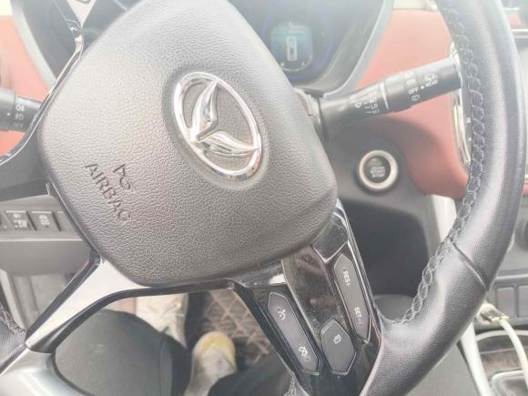 [杭州·豫Q] 二手北汽幻速北汽幻速S32016款 S3L 1.5L 手动尊贵型