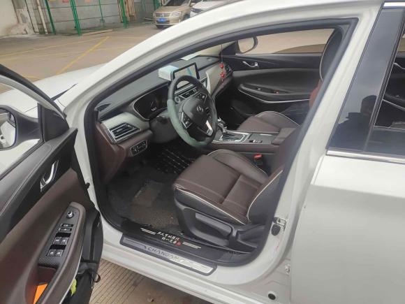 [上海·沪C] 二手长安睿骋CC2018款 1.5T 自动豪雅型光芒版 国V