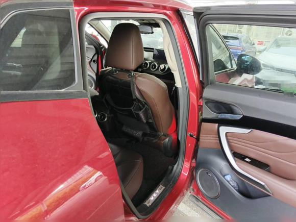 [上海·苏F] 二手魏牌魏牌 VV72017款 2.0T 旗舰型