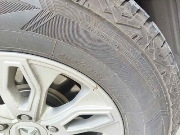 [成都·川F] 二手江铃驭胜S3502014款 2.4T 自动两驱柴油豪华天窗版5座