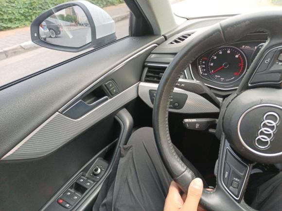 [无锡·苏B] 二手奥迪奥迪A4L2017款 Plus 40 TFSI 时尚型