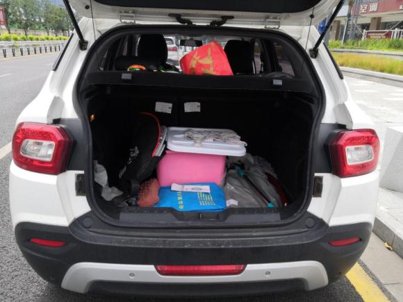 [南京·苏A] 二手中华中华V32016款 1.5T 自动旗舰型