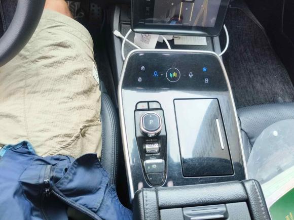 [上海·沪A] 二手威马汽车威马EX52018款 EX5 300 Extra创新版