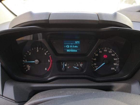 [无锡·苏B] 二手福特全顺2019款 2.0T柴油厢式运输车中轴中顶3座国VI