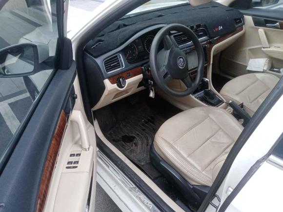 [佛山·粤X] 二手大众朗逸2013款 改款 1.4TSI DSG舒适版