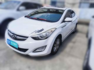 现代朗动2015款 1.6L 手动领先型