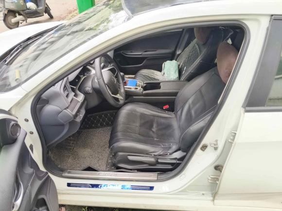 [武汉·鄂A] 二手本田思域2016款 220TURBO CVT豪华版