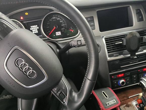 [成都·川A] 二手奥迪奥迪Q72013款 35 TFSI 进取型