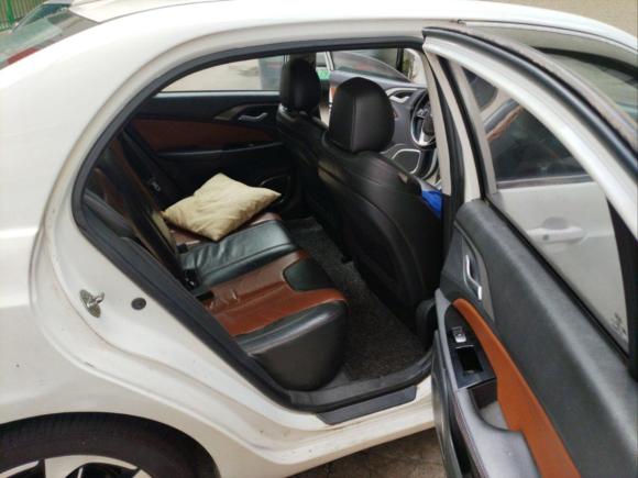 [南昌·粤B] 二手比亚迪秦新能源2015款 1.5T 双冠旗舰版