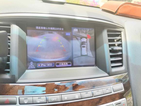 [上海·沪B] 二手英菲尼迪英菲尼迪QX602014款 2.5 S/C Hybrid 两驱卓越版