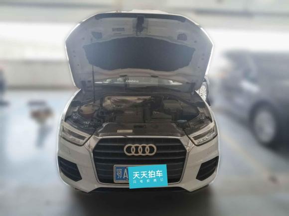 [武汉·鄂A] 二手奥迪奥迪Q32016款 30 TFSI 风尚型