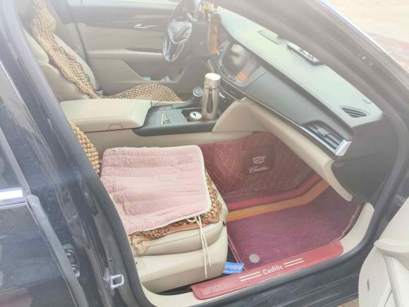 [常州·苏E] 二手凯迪拉克凯迪拉克CT62016款 28T 时尚型