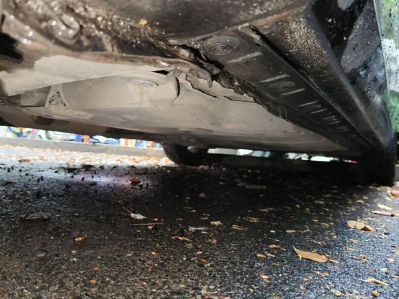 [武汉·鄂A] 二手丰田雷凌2016款 双擎 1.8H GS E-CVT精英天窗版