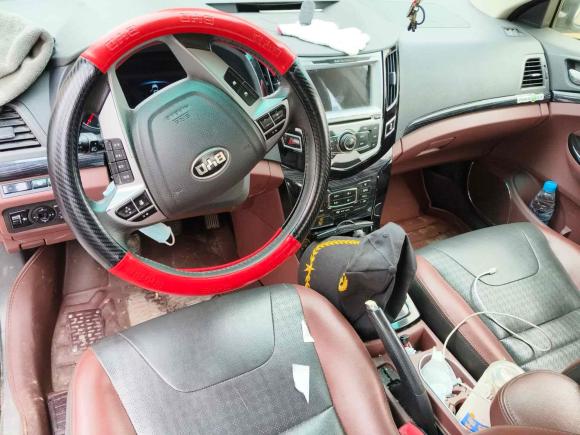 [南昌·赣A] 二手比亚迪速锐2015款 改款 1.5L 手动豪华型