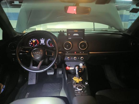 [常州·苏D] 二手奥迪奥迪A32017款 Limousine 35 TFSI 进取型