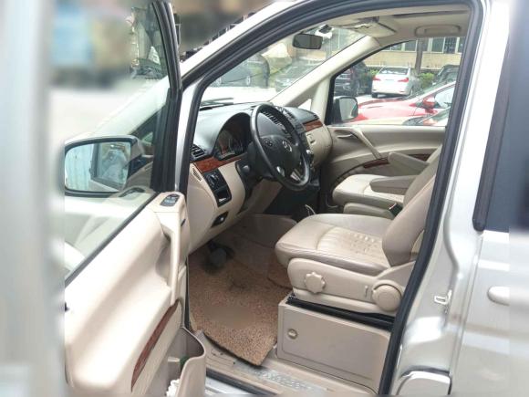 [深圳·粤B] 二手奔驰唯雅诺2013款 3.0L 礼遇版