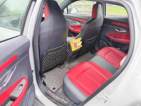 [义乌·浙G] 二手长安长安UNI-T2020款 1.5T 尊贵型