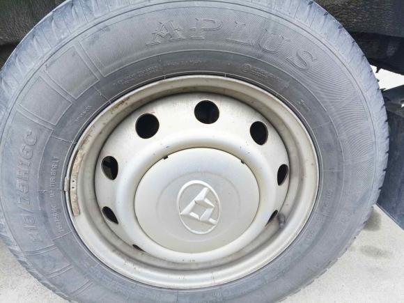 [合肥·皖A] 二手上汽大通MAXUS新途V802018款 2.5T 6挡手动厢式货车短轴中顶2/3座