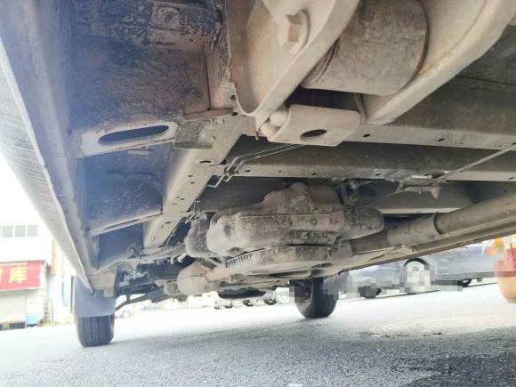 [合肥·皖A] 二手上汽大通MAXUS新途V802023款 2.0T 手动经典傲运通长轴中顶6/7/8/9座