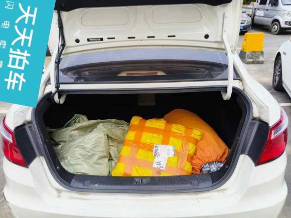 [深圳·粤L] 二手长安逸动2015款 1.6L 自动豪华型