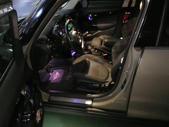 [南京·苏A] 二手MINIMINI2018款 1.5T COOPER 经典派 五门版