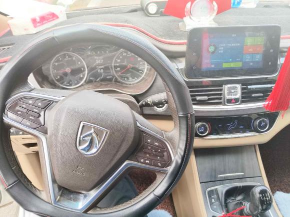 [青岛·鲁B] 二手宝骏宝骏7302017款 1.5T 手动尊享型 7座