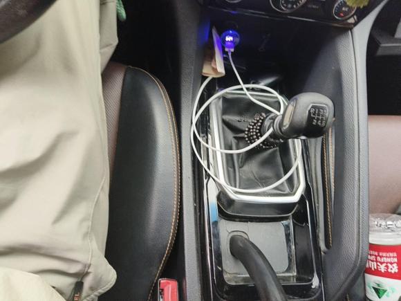 [合肥·皖H] 二手江铃驭胜S3502016款 2.0T 手动四驱汽油豪华天窗版5座