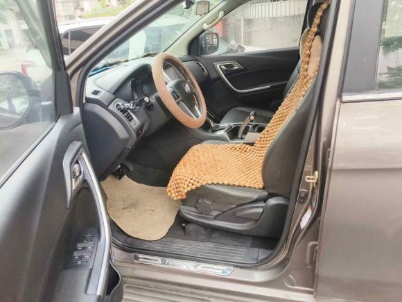 [广州·粤A] 二手驭胜驭胜S3502013款 2.4T 自动两驱柴油豪华版7座