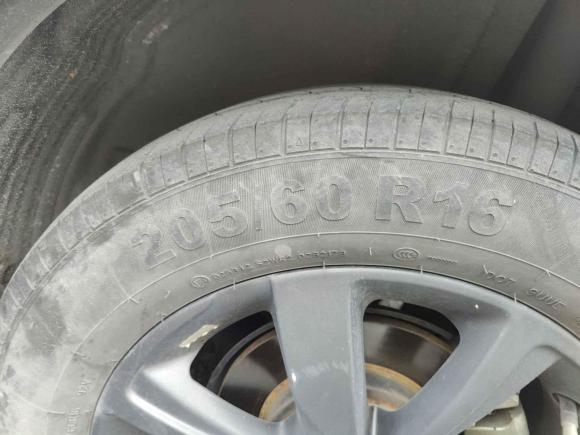 [宁波·浙B] 二手比亚迪元新能源2018款 EV360 智联炫酷型