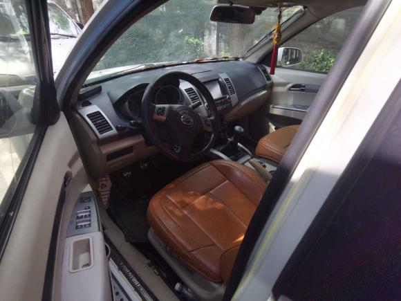 [杭州·浙A] 二手陆风陆风X82009款 2.5T 柴油4X4超豪华型