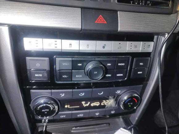 [广州·粤A] 二手北京北京BJ802020款 3.0T 自动至尊版