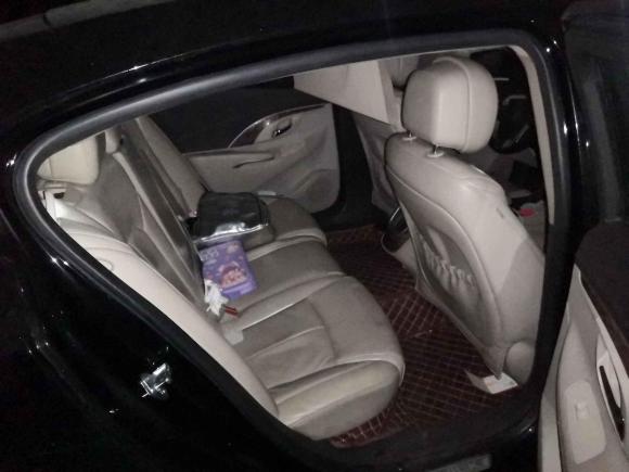 [成都·粤T] 二手别克君越2013款 2.4L SIDI领先舒适型