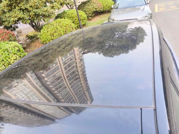 [无锡·苏B] 二手路虎揽胜极光2013款 2.0T 5门耀动版