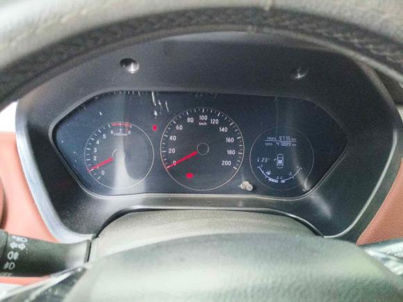 [成都·川R] 二手北汽幻速北汽幻速S32016款 S3L 1.5L 手动尊享型