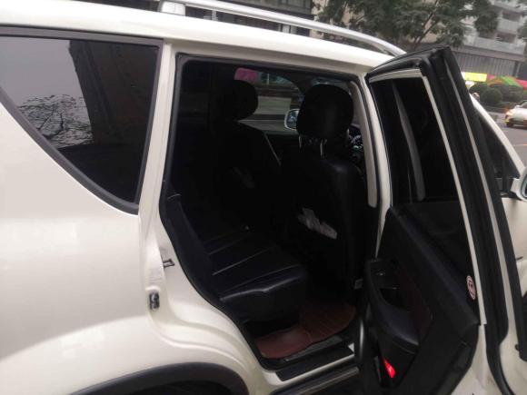 [成都·川A] 二手双龙雷斯特W2014款 2.0T 四驱豪华导航版5座