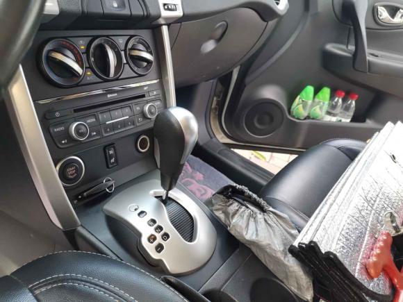 [广州·粤A] 二手雷诺科雷傲2016款 2.0L 两驱时尚版