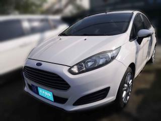 福特嘉年华2013款三厢1.5L手动风尚型