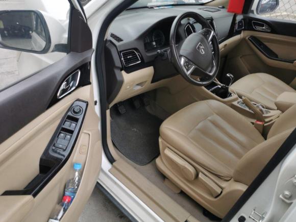 [广州·粤Y] 二手宝骏宝骏7302014款 1.5L 手动豪华型 7座